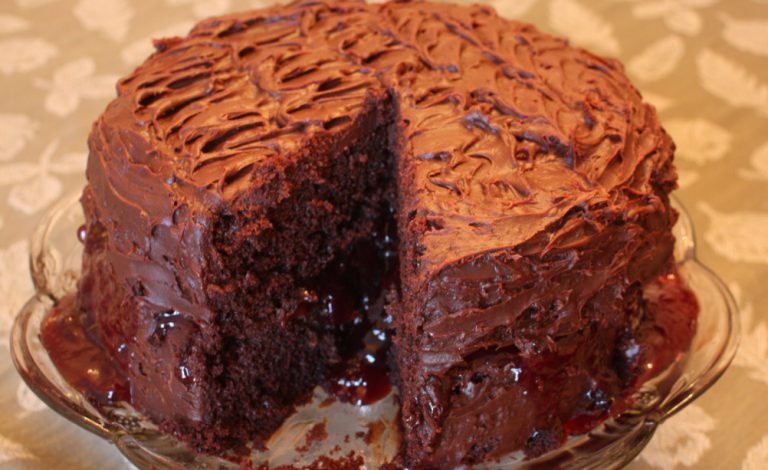 Double Chocolate Cake With Raspberry Filling
