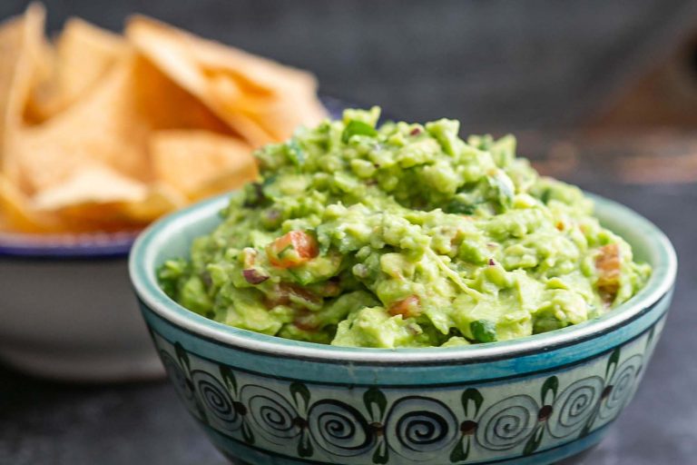 Ten Things I love abut summer- and my easy and delicious guacamole recipe!